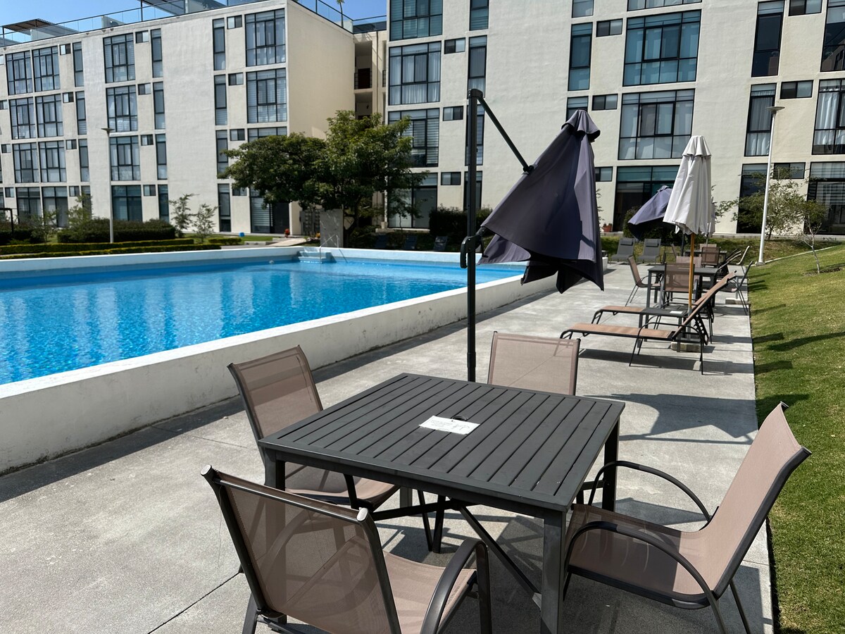 Apartment with pool in Chantepec, Chapala
