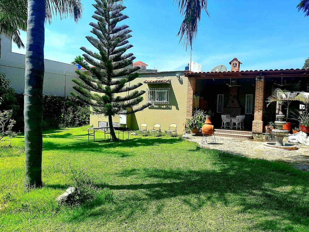 Beautiful 4 bedroom 4 bathroom newly renovated