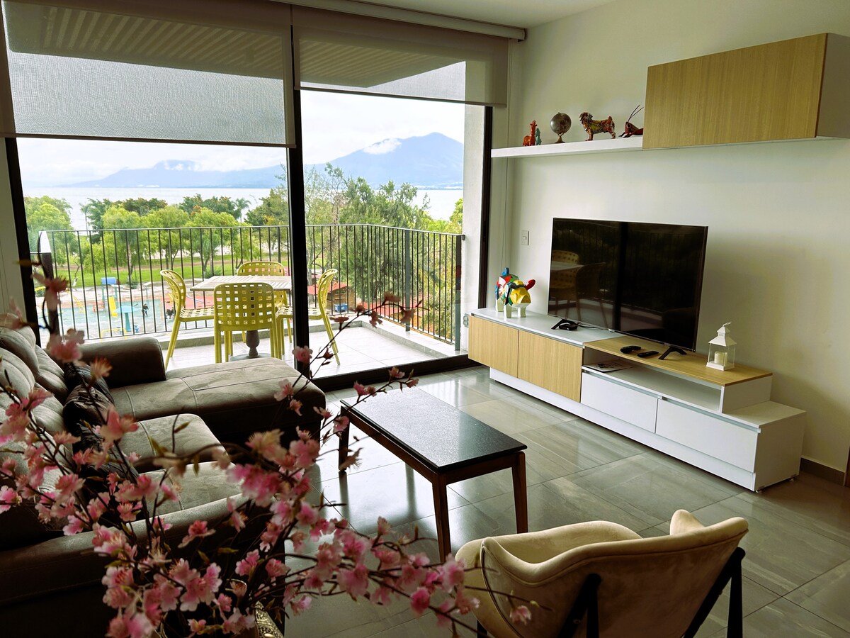 Kale depa with lake view