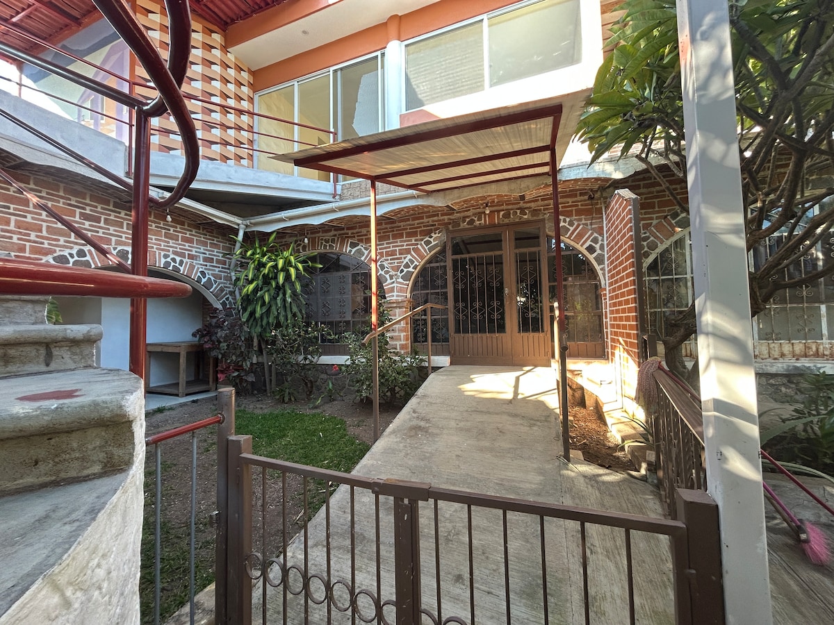 El Delfín Country House