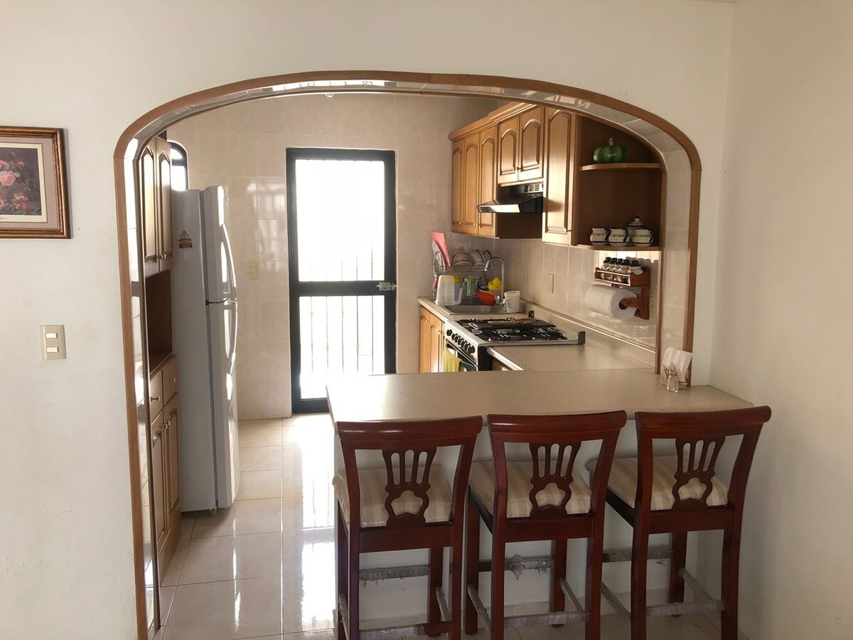 “BEAUTIFUL HOUSE IN AJIJIC”