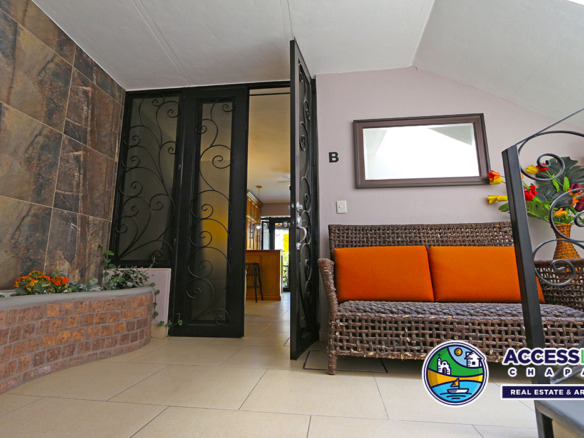 Manny Studio B